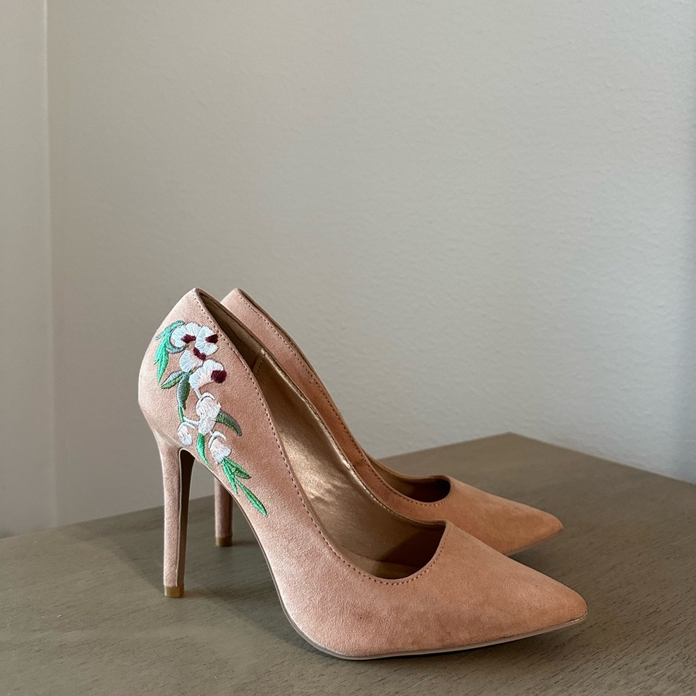 Pink nude, cherry blossom heels